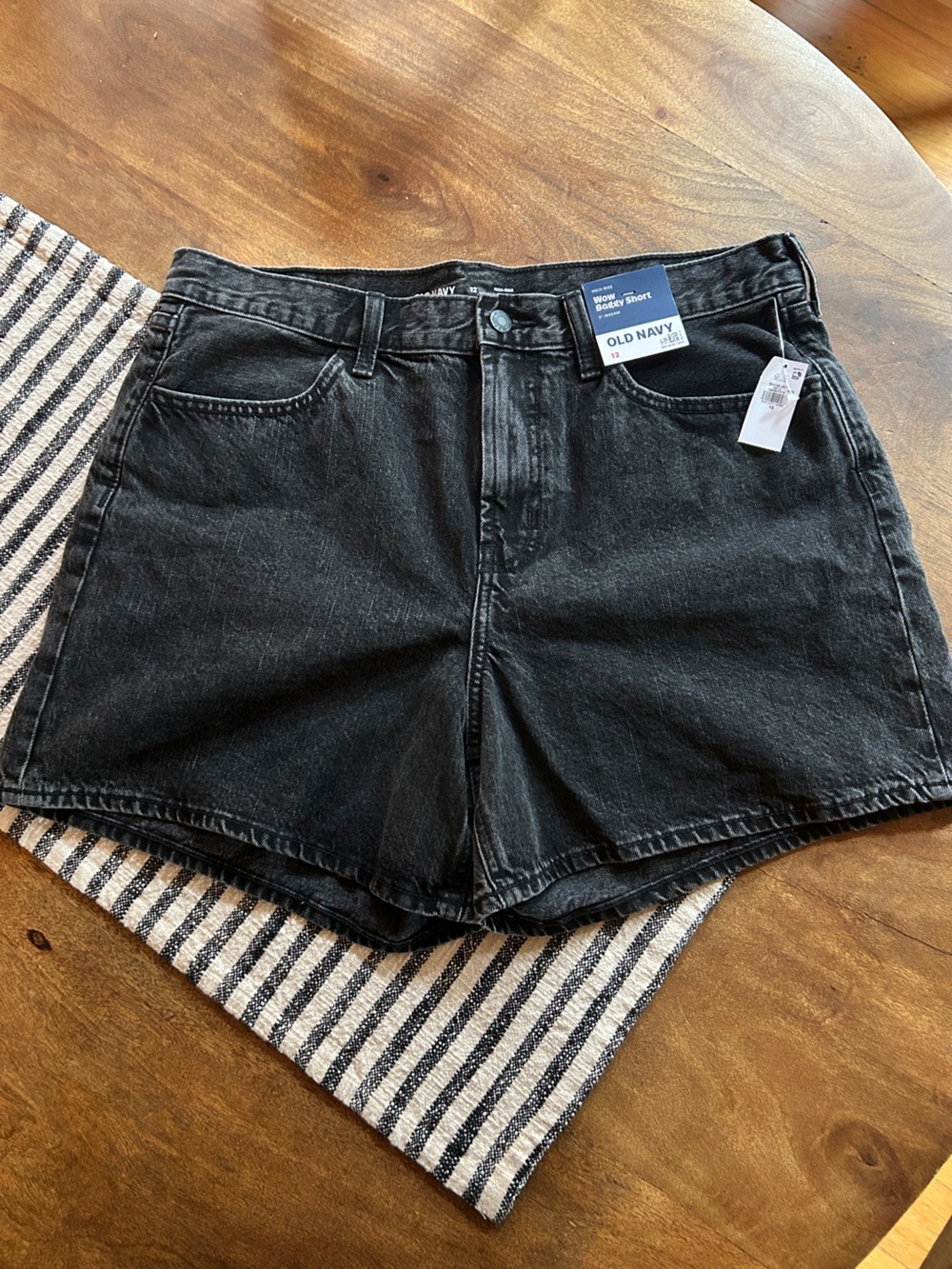 Old Navy Black Denim Wow Baggy  High-Rise Shorts